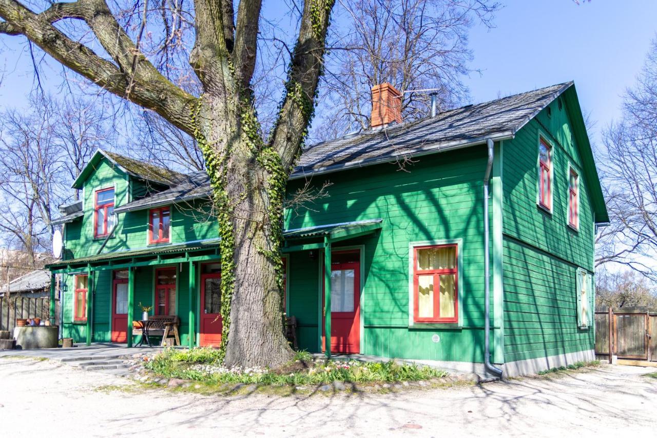 Raibie Logi Hotel Ventspils Luaran gambar