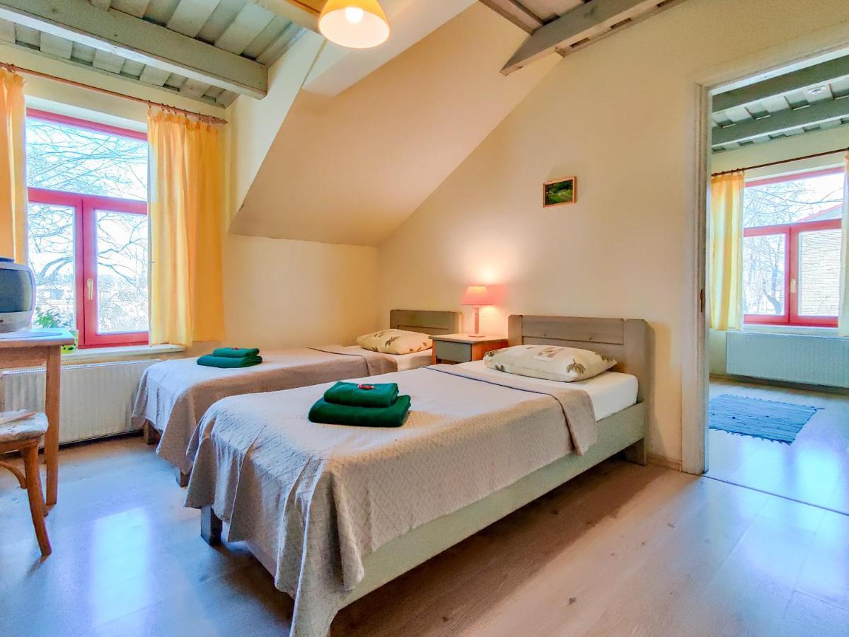 Raibie Logi Hotel Ventspils Luaran gambar