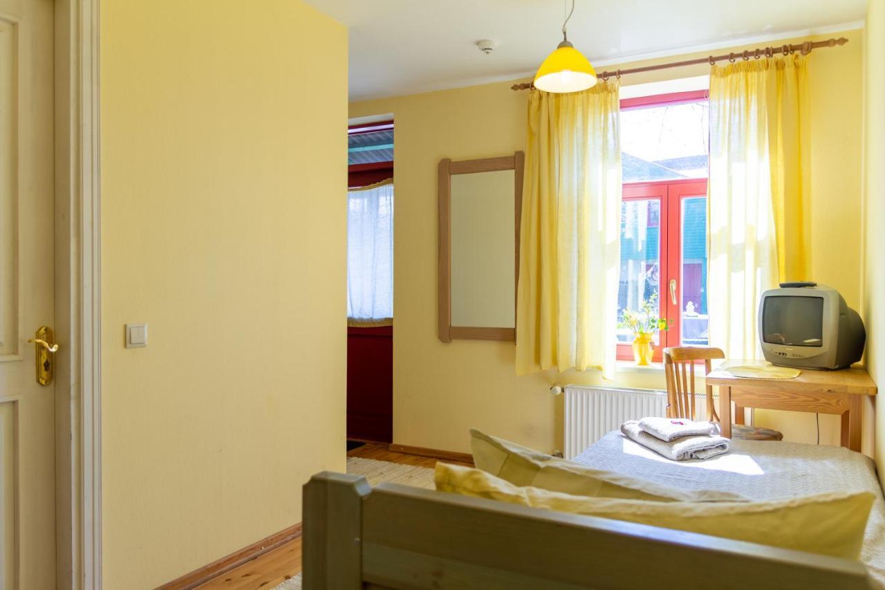Raibie Logi Hotel Ventspils Luaran gambar