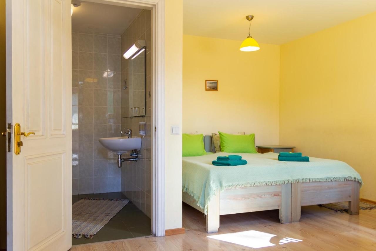 Raibie Logi Hotel Ventspils Luaran gambar
